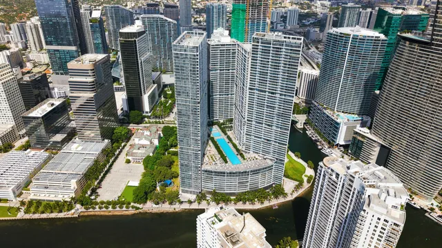 2-bedroom rental at 465 BRICKELL Avenue #5102, Miami