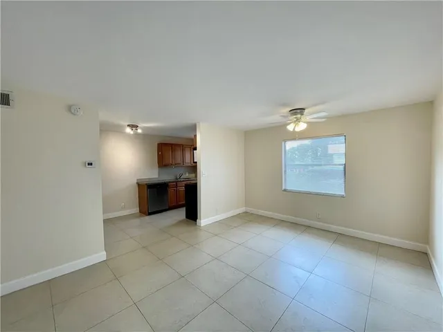 1-bedroom rental at 607 NE 29TH Drive #18, Wilton Manors