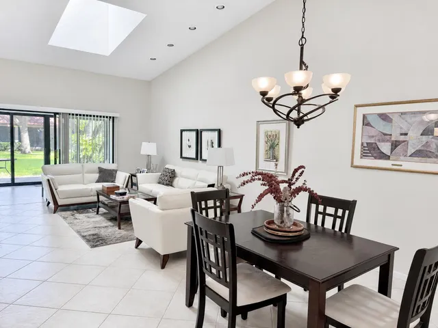 2-bedroom rental at 6364 Kings Gate Circle, Delray Beach
