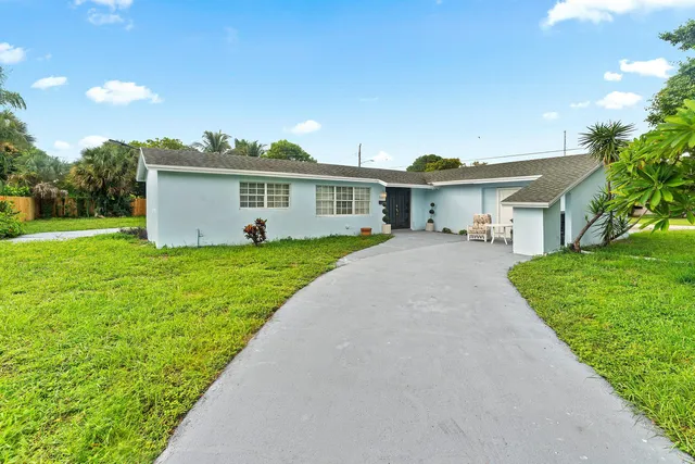 4-bedroom rental at 742 Laurel Drive, West Palm Beach