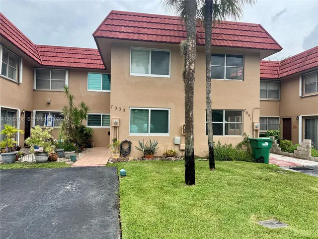 4-bedroom home at 7033 NW 169th Street #7033, Hialeah