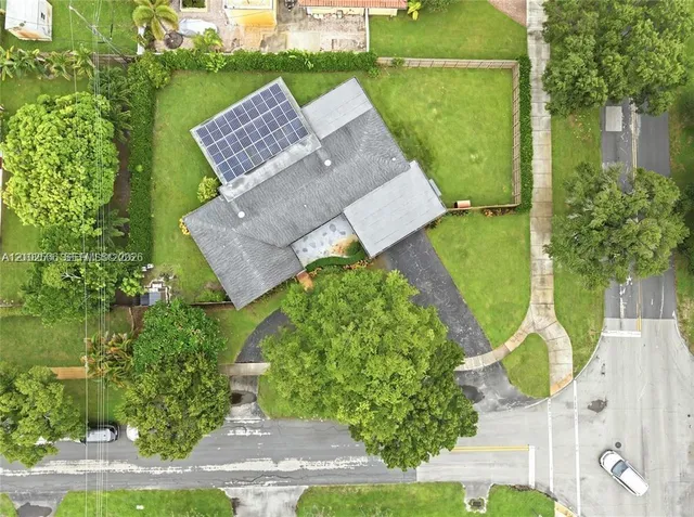 3-bedroom home at 341 SW 54th Avenue, Plantation