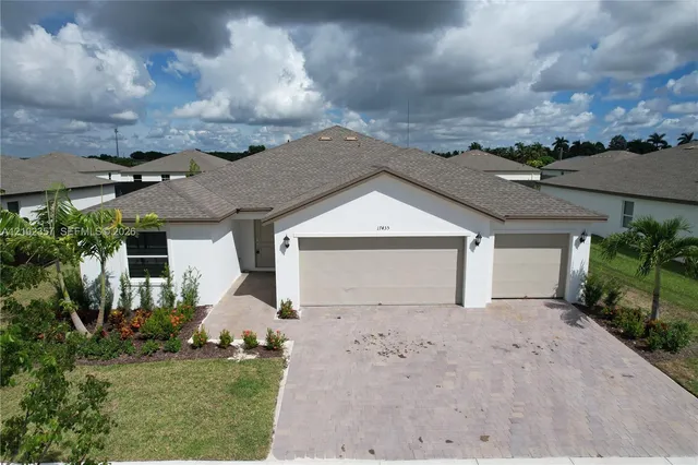 4-bedroom rental at 17435 SW 285 Street, Homestead