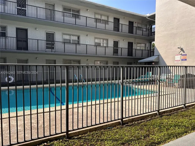 1-bedroom rental at 16215 NE 18th Court #104, North Miami Beach