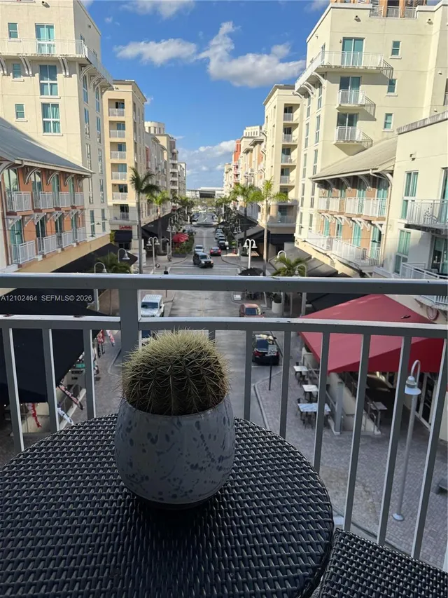 3-bedroom rental at 7275 SW 90th Way #301, Miami