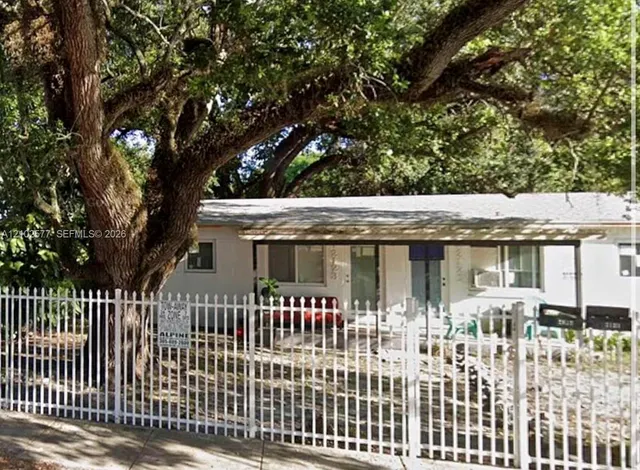 1-bedroom rental at 2121 NW 93rd Street #2121, Miami