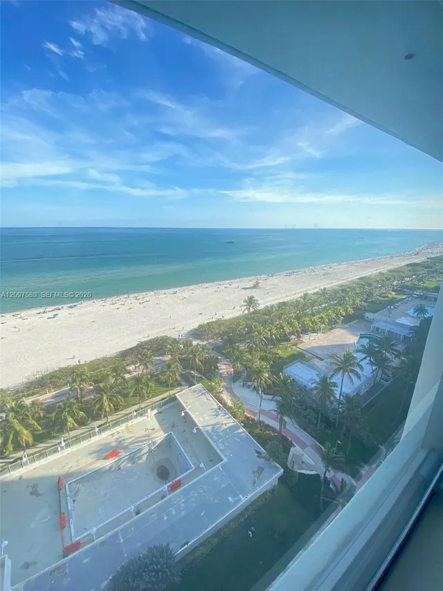 1-bedroom rental at 2899 Collins Avenue #1743, Miami Beach
