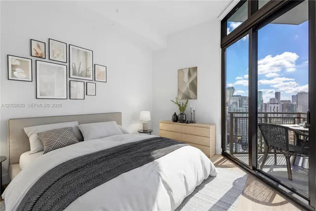 1-bedroom rental at 650 NE 2nd Avenue #809, Miami