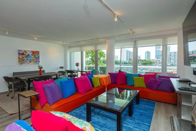 2-bedroom rental at 900 Bay Drive #224, Miami Beach