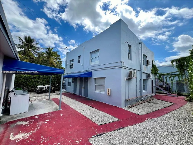 1-bedroom rental at 548 NW 30th Street #4, Miami