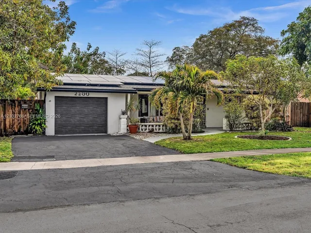 2-bedroom rental at 2200 NW 73rd Avenue #2200, Sunrise
