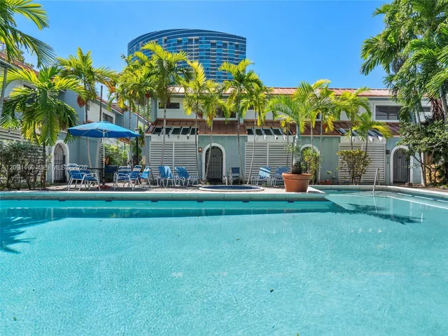 2-bedroom rental at 521 NE 38th Street #7, Miami