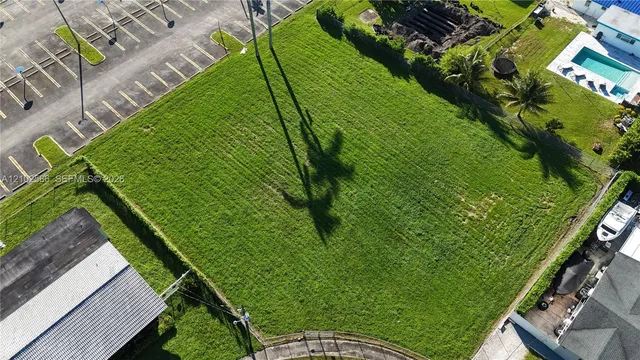 Land at 777 NW 85th Street, Miami