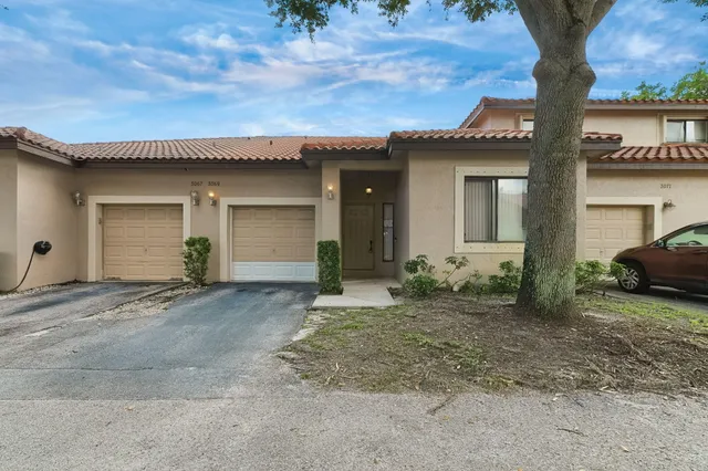 2-bedroom home at 3069 LA MIRAGE Drive, Lauderhill