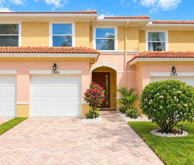 3-bedroom rental at 2306 Seminole Palms Drive, Greenacres