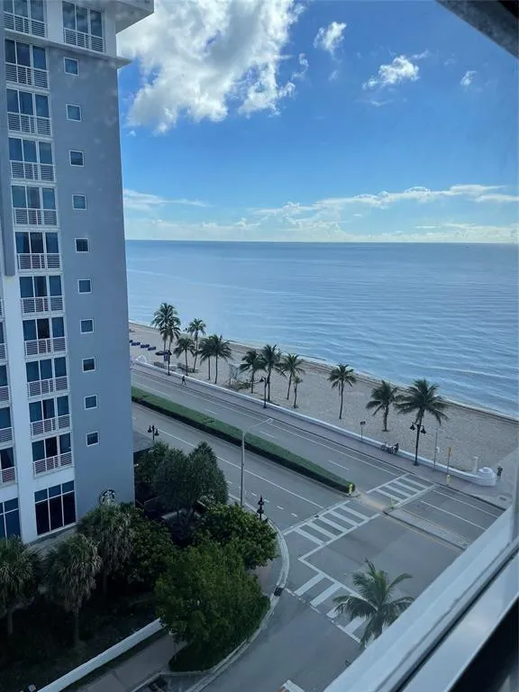 1-bedroom rental at 209 N FORT LAUDERDALE BEACH Boulevard #9F, Fort Lauderdale