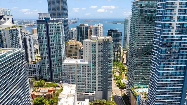 3-bedroom home at 1250 S Miami Avenue #3506, Miami