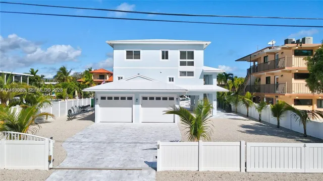 4-bedroom home at 48 S Andros Road, Key Largo