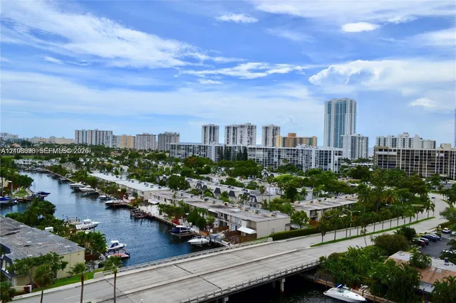 1-bedroom home at 2500 Parkview Drive #1208, Hallandale Beach