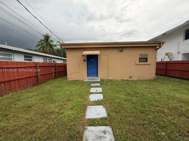 1-bedroom rental at 1734 Madison Street #1736A, Hollywood