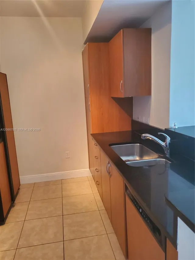 2-bedroom rental at 18800 NE 29th Avenue #602, Aventura