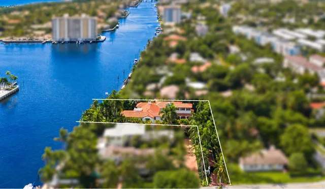 7-bedroom home at 706 SE 2nd Street, Delray Beach