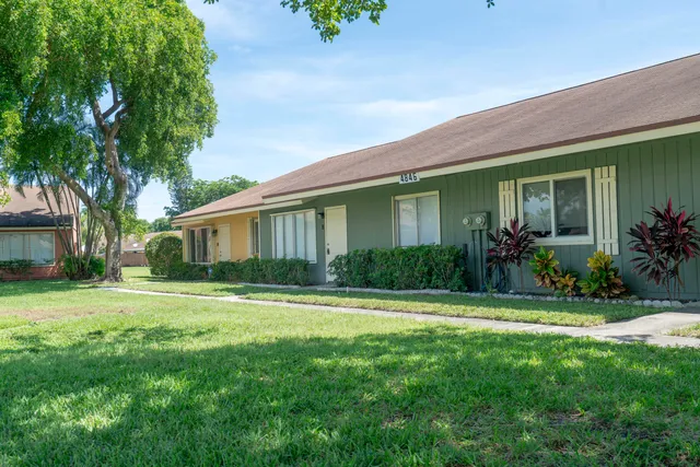 3-bedroom home at 4846 ORLEANS Court #B, West Palm Beach