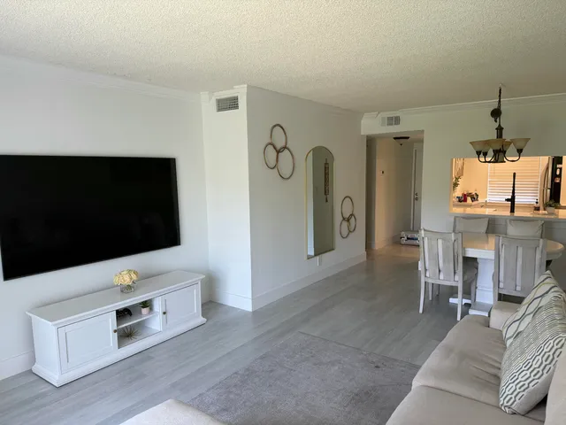 2-bedroom home at 10001 WINDING LAKE Road #106, Sunrise