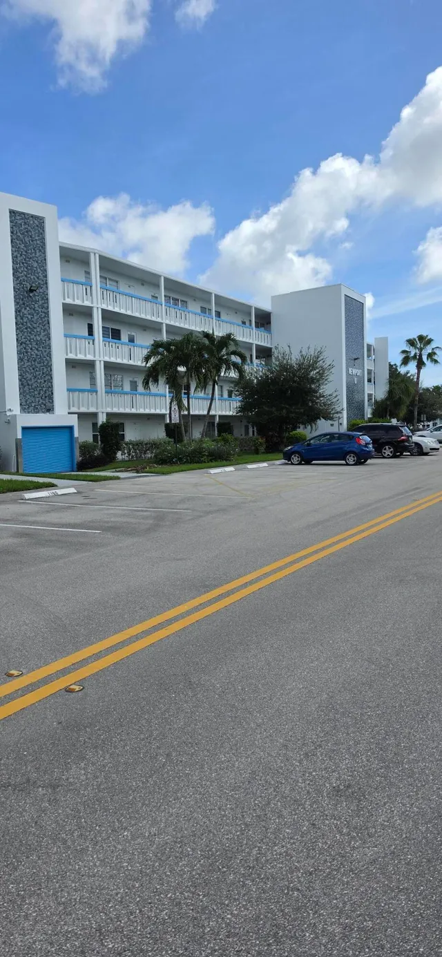 2-bedroom home at 4102 NEWPORT U #4102, Deerfield Beach