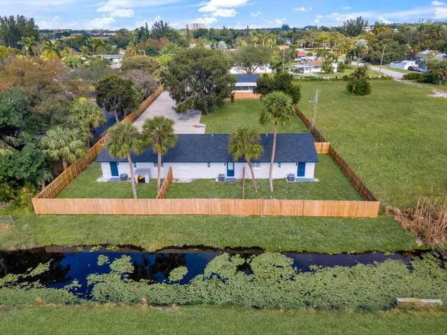 2-bedroom rental at 3166 Melaleuca Road, West Palm Beach