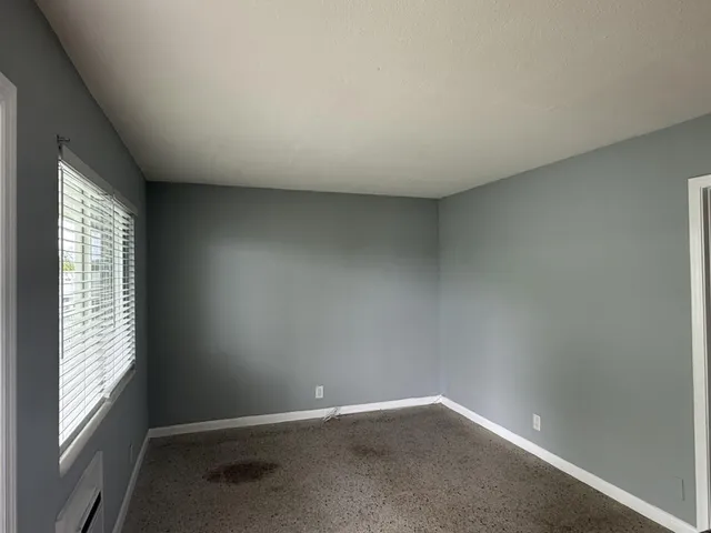 1-bedroom rental at 1118 N H Street #15, Lake Worth Beach