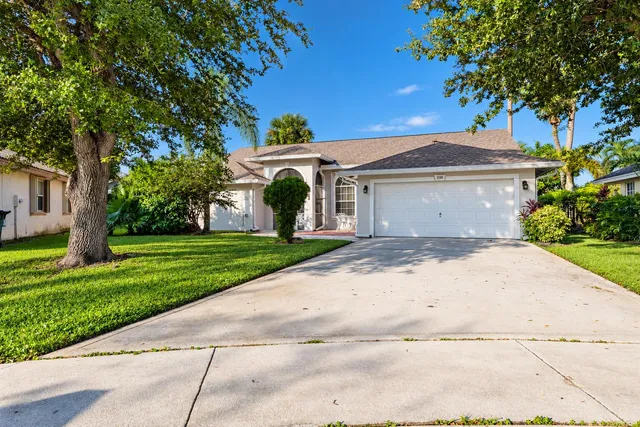 3-bedroom rental at 1185 Wild Cherry Lane, Wellington