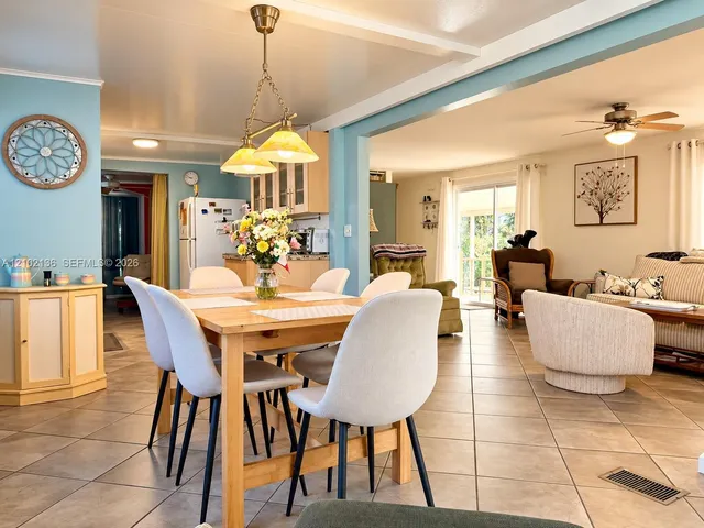 2-bedroom home at 121 Eleuthera Drive, Dania Beach