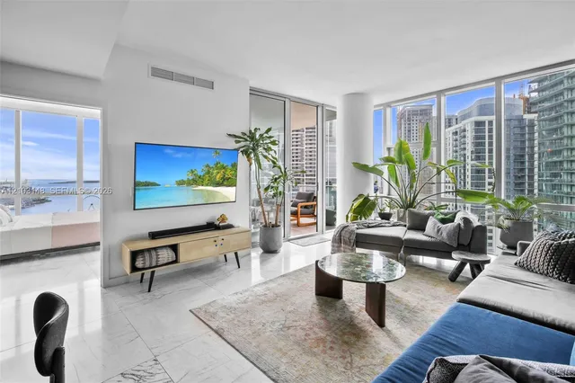 3-bedroom home at 851 NE 1st Avenue #3211, Miami
