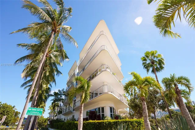1-bedroom home at 2001 Meridian Avenue #516, Miami Beach