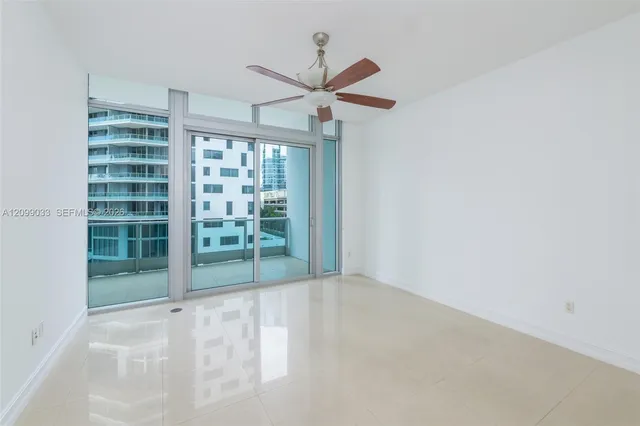 1-bedroom home at 1331 Brickell Bay Drive #606, Miami