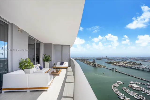 3-bedroom home at 488 NE 18th Street #4310, Miami