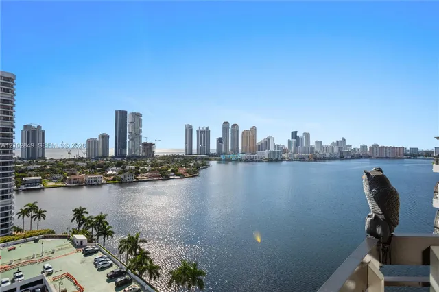 1-bedroom home at 3600 Mystic Pointe Drive #PH-16, Aventura