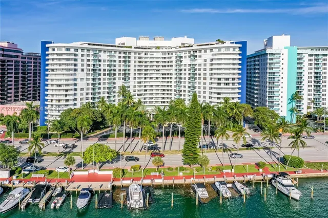 2-bedroom home at 5161 Collins Avenue #711, Miami Beach