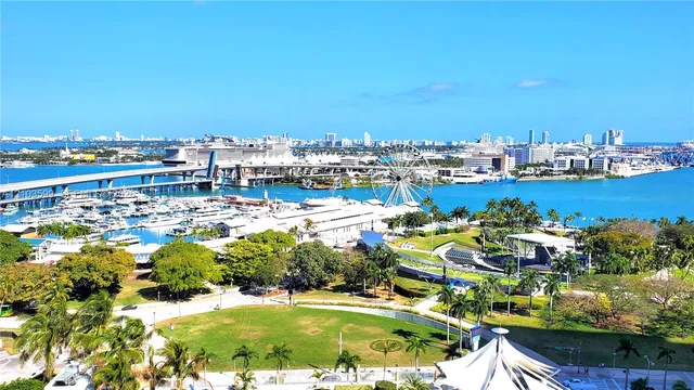 2-bedroom home at 253 NE 2nd Street #1809, Miami