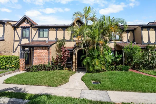 2-bedroom home at 4410 NW 92nd Way, Sunrise