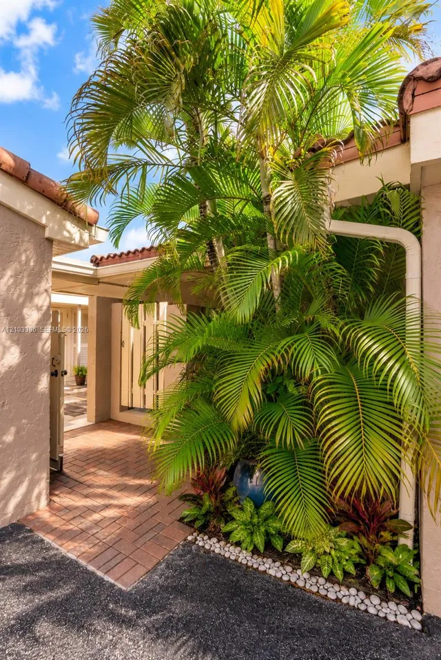 2-bedroom home at 103 Tweedbrook Lane #101, Hollywood
