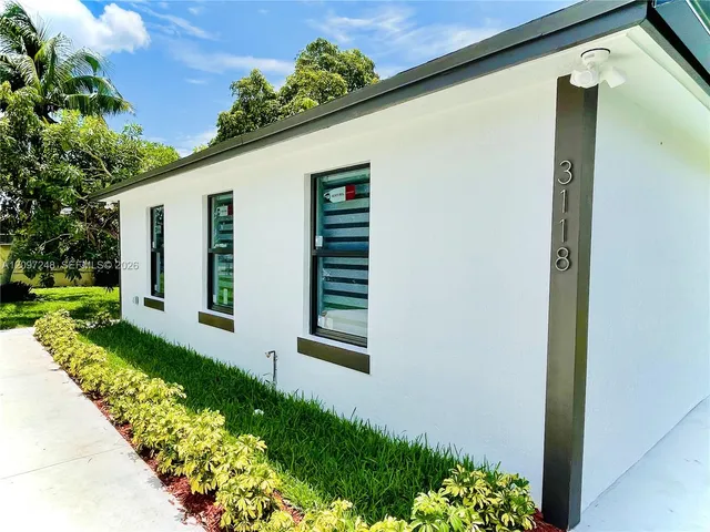 3-bedroom rental at 3118 NW 60 Street #0, Miami