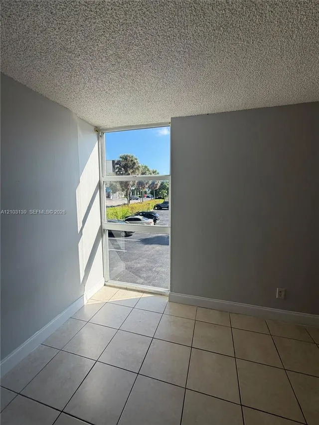 2-bedroom rental at 2075 NE 164th Street #212, North Miami Beach