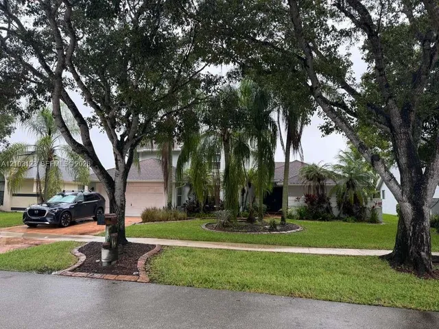 4-bedroom rental at 5771 SW 88th Terrace, Cooper City