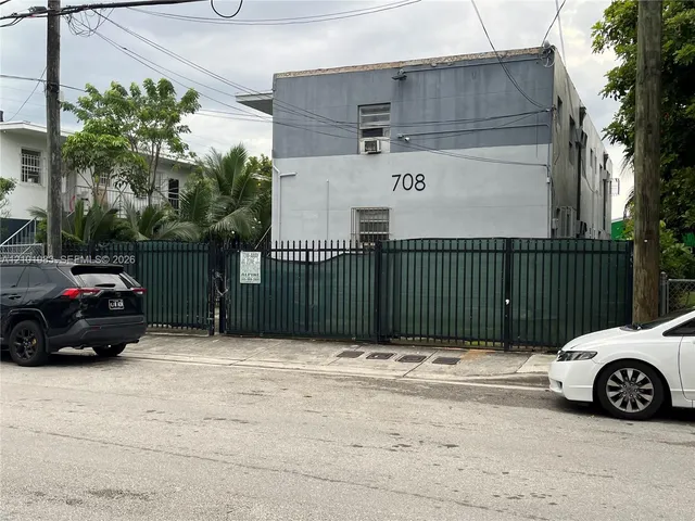 1-bedroom rental at 708 NW 4th Avenue #5, Miami