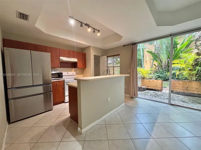 3-bedroom rental at 2307 Anchor Court #4006, Dania Beach