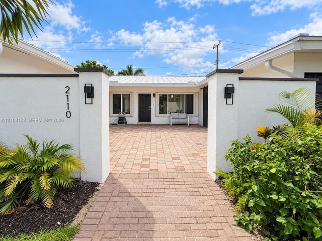 2-bedroom rental at 2110 NE 56th Street #1, Fort Lauderdale