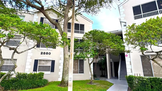 1-bedroom rental at 2880 N Oakland Forest Drive #110, Oakland Park