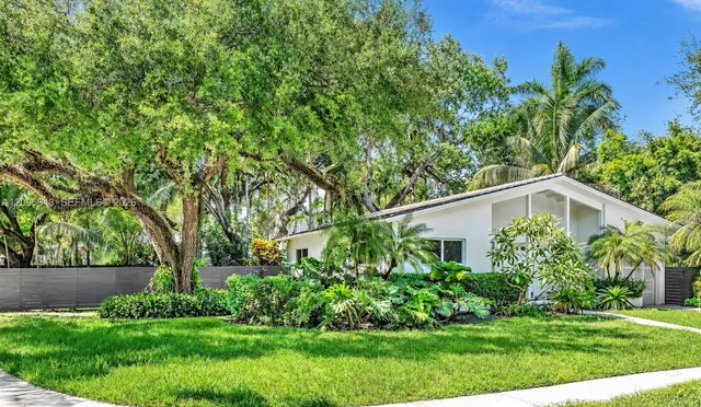 2-bedroom rental at 2640 Hilola Street, Miami